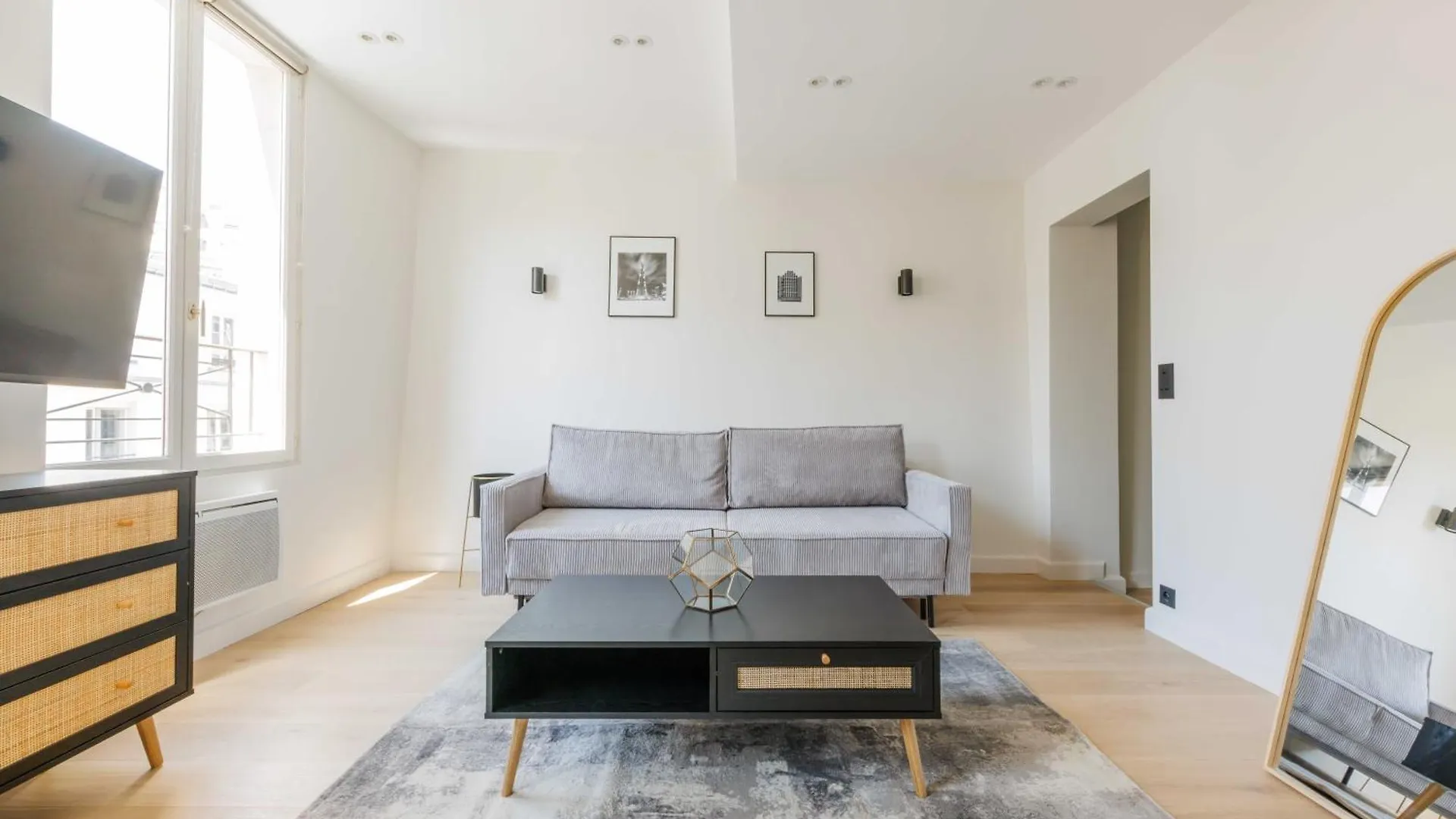 פריז Beautiful Apartment - 1Br-4P - Sentier צרפת
